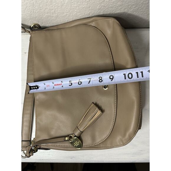 London Fog Collection Camel Brown Shoulder Handbag Purse Soft Faux Leather - Picture 16 of 16